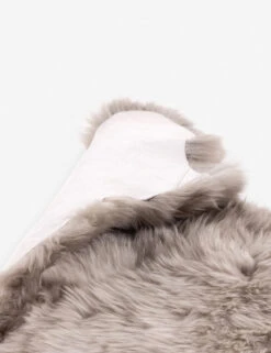 Vale Ombre Sheepskin Throw -Famous Decoration Store 231321 001 DET 3
