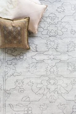 Camilla Rug -Famous Decoration Store CamillaRug 2