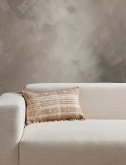 Kavia Pillow -Famous Decoration Store CourseSilkPillow 0831 SITECROP 2