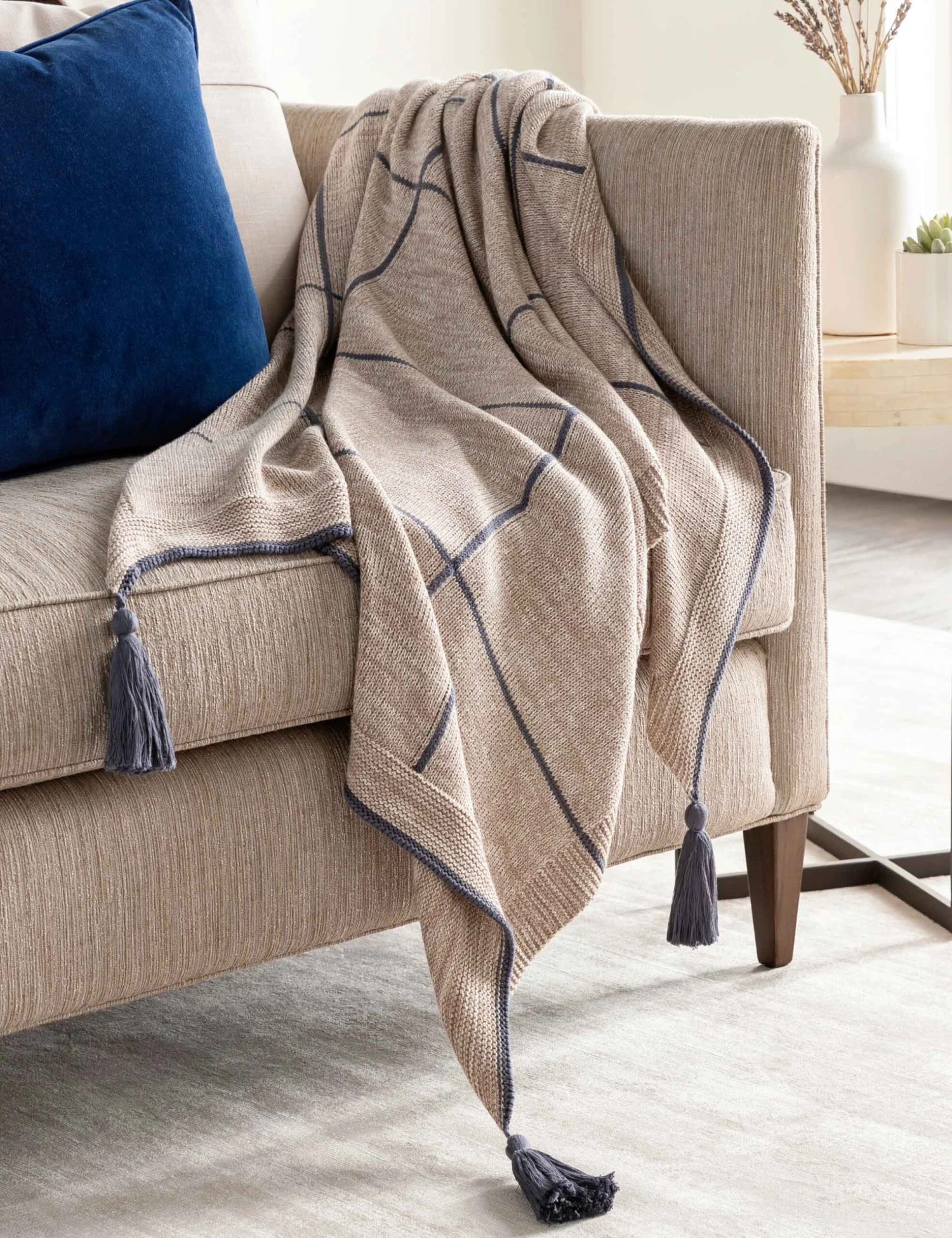 Meredith Throw 2 Meredith Throw - Image 2