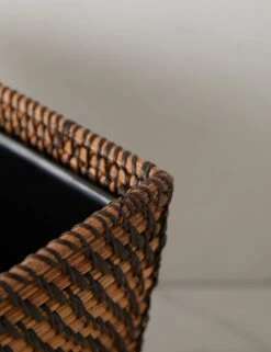 Haren Wastebasket 10 Haren Wastebasket -Famous Decoration Store HarenWastebasket Walnut 15427