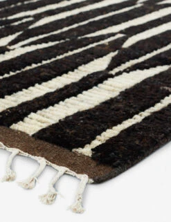 Victoire Rug -Famous Decoration Store KEO02 1