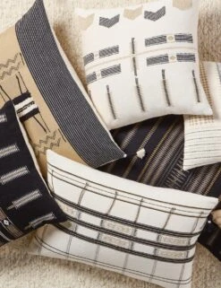 Cecily Pillow -Famous Decoration Store NGW19 4