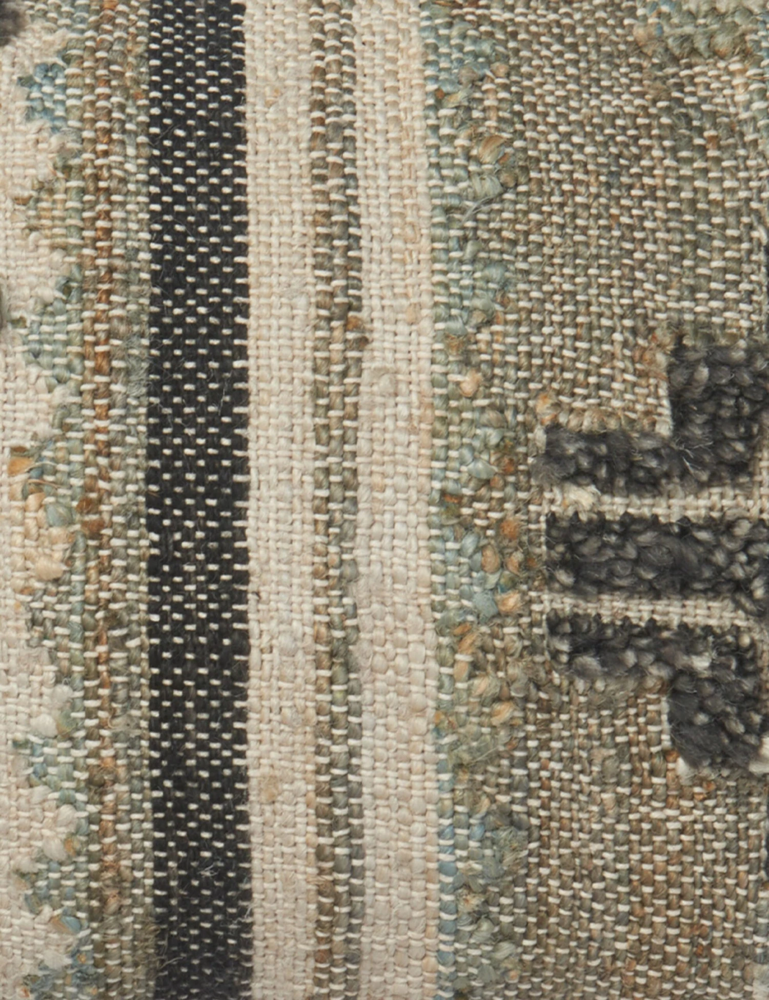 Ozias Lumbar Pillow 3 Ozias Lumbar Pillow - Image 3