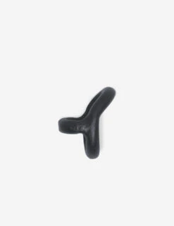 Olo Wall Hook By SIN Ceramics 19 Olo Wall Hook By SIN Ceramics -Famous Decoration Store SinCeramicsOloWallHook Black 5223