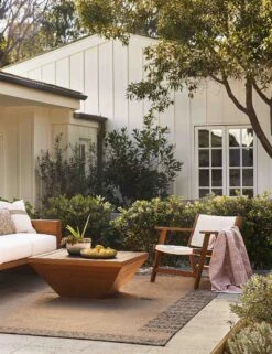 Mindi Reversible Indoor / Outdoor Rug -Famous Decoration Store mindi rug living room 0447 ver 2 site crop 3